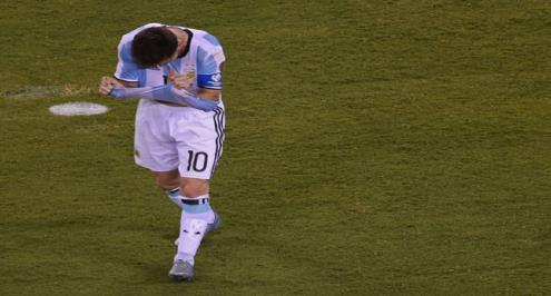 ميسي بكى ليلة خسارة كوبا أميركا 2016 كطفل "فقد والدته"